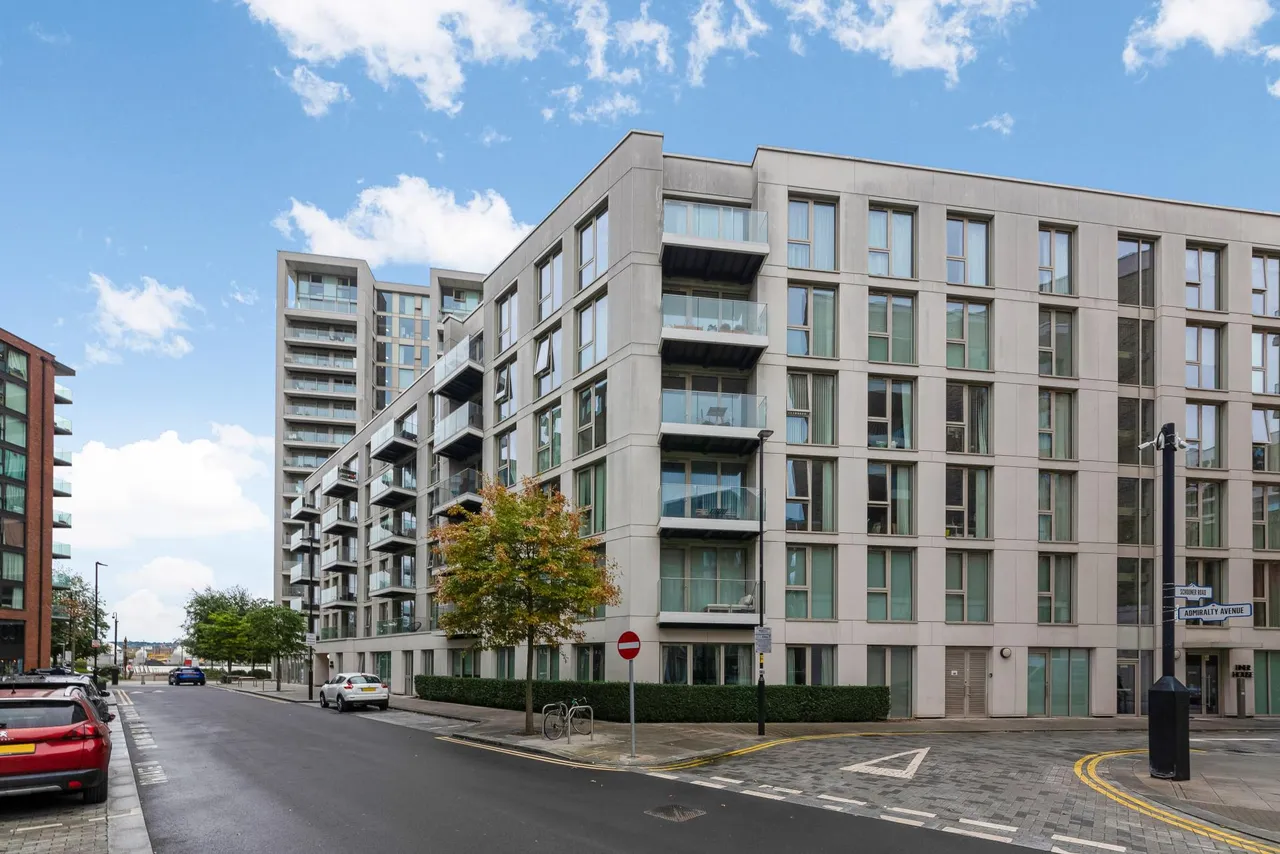Schooner Road, London, E16, photo 24