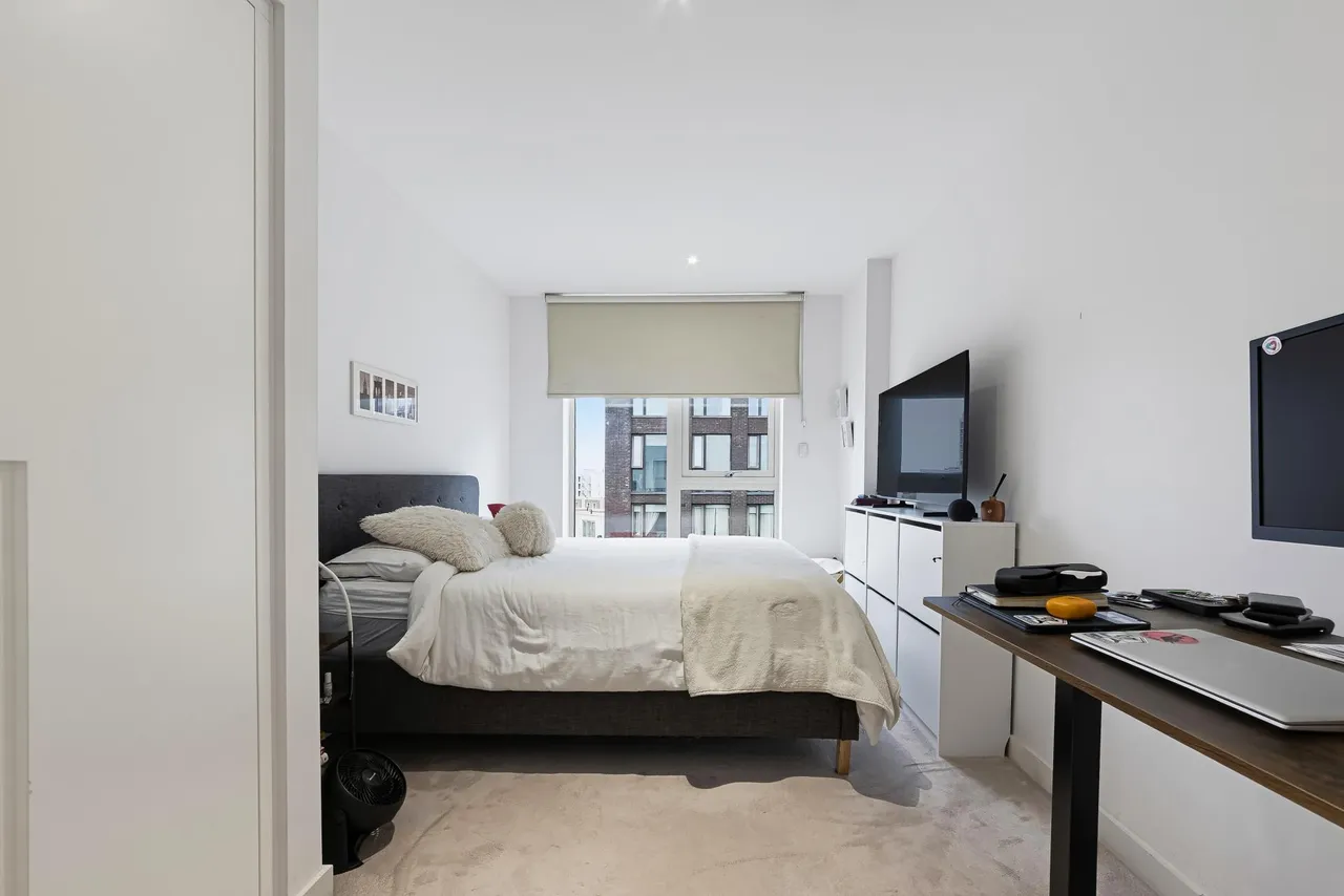 Schooner Road, London, E16, photo 11