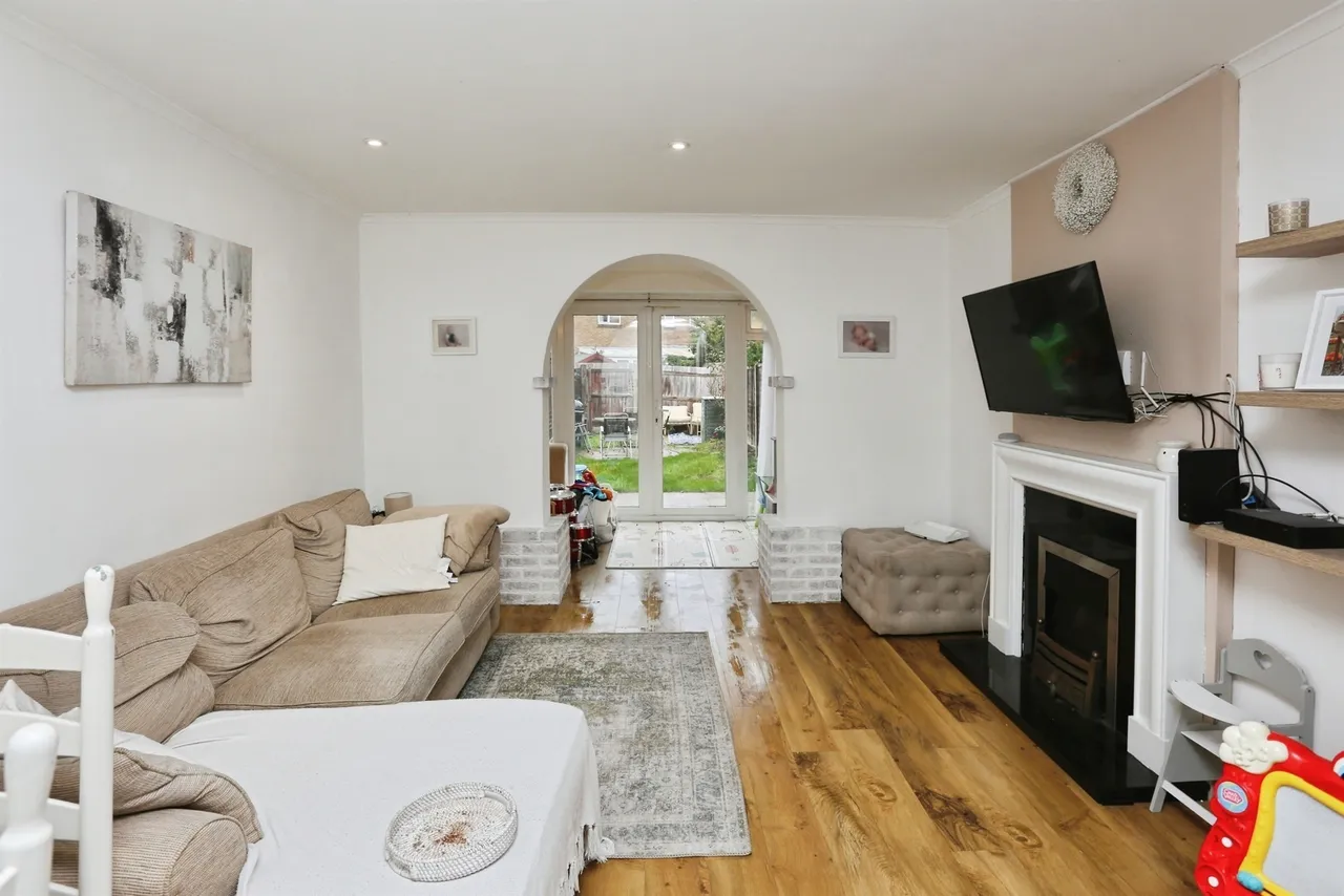 Dominie Walk, Lee-On-The-Solent, PO13, photo 6
