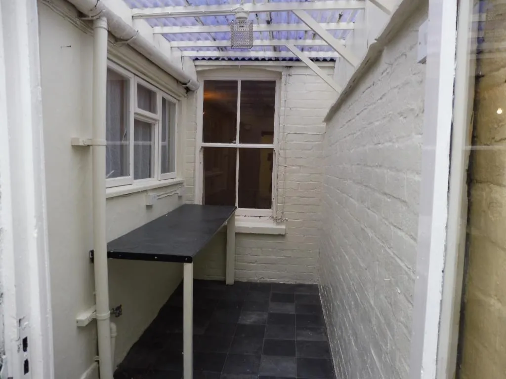 West Parade, LINCOLN, photo 6