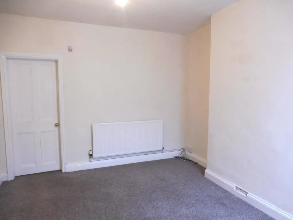 West Parade, LINCOLN, photo 5
