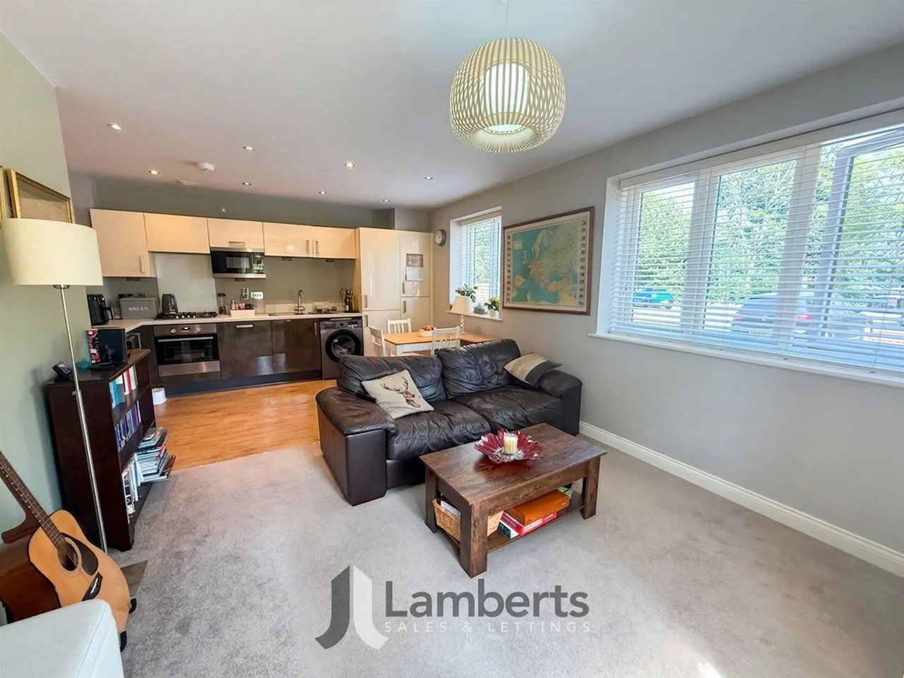 1 Manor View Berrington Close, Redditch, photo 4