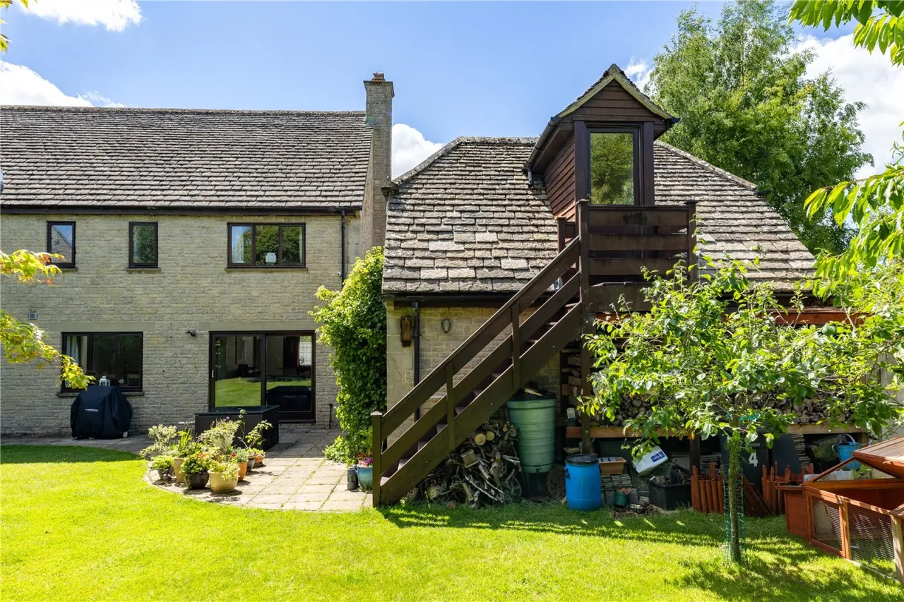 Moorgate, Downington, GL7, photo 4