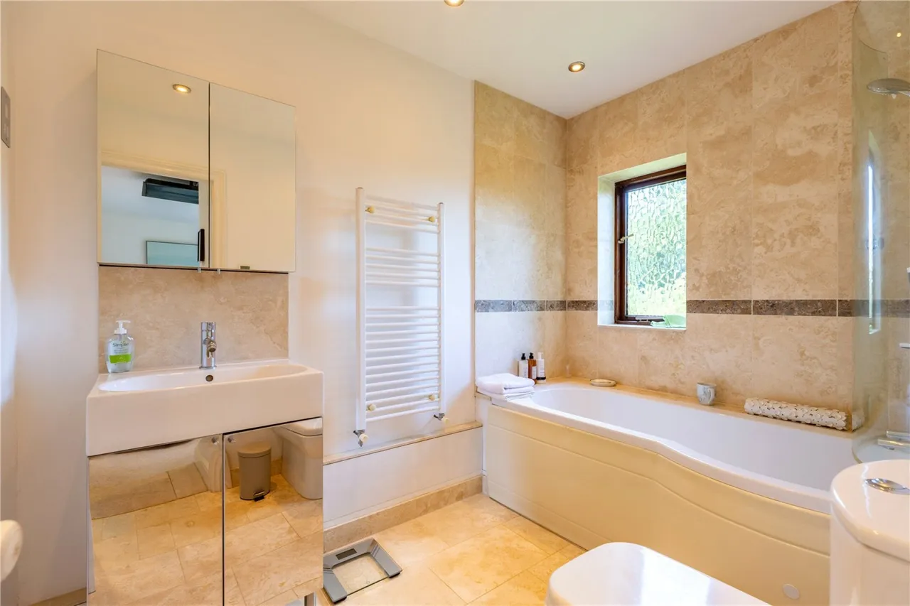 Moorgate, Downington, GL7, photo 12