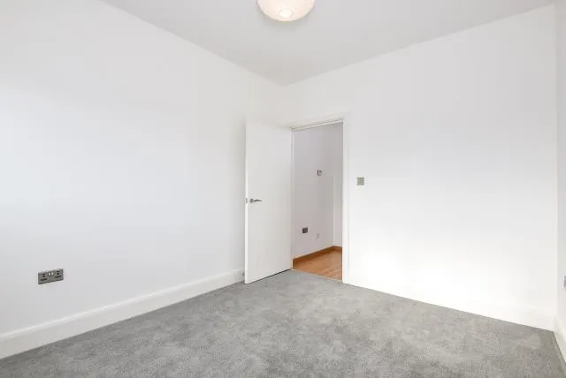 Southfield Road, Witney, OX29, photo 6
