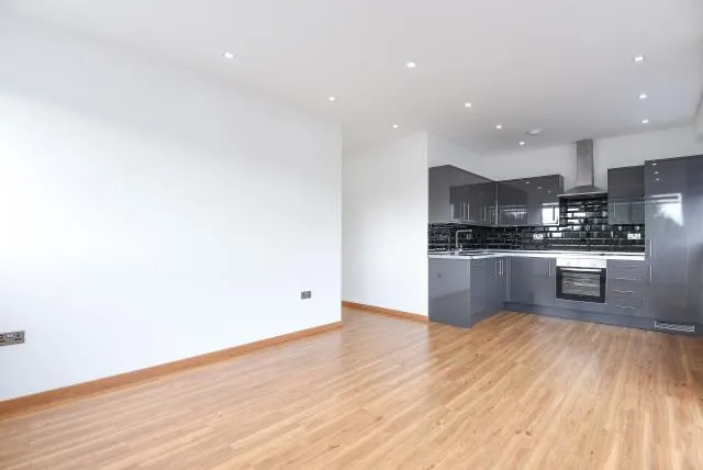 Southfield Road, Witney, OX29, photo 4