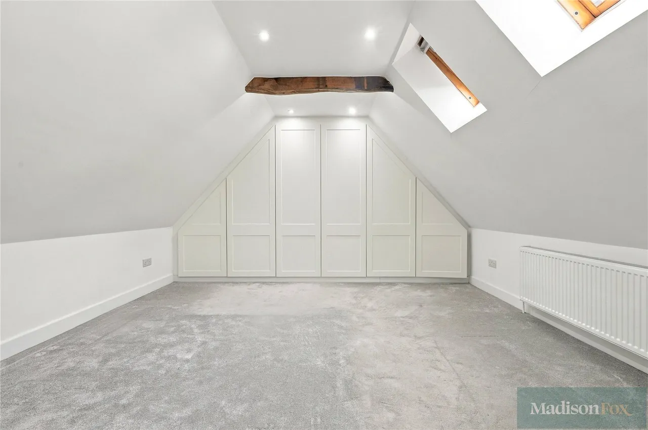 Kings Mews, Chigwell, IG7, photo 18
