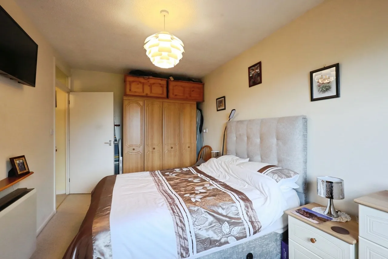 Hightown Road, Oxfordshire, OX16, photo 7