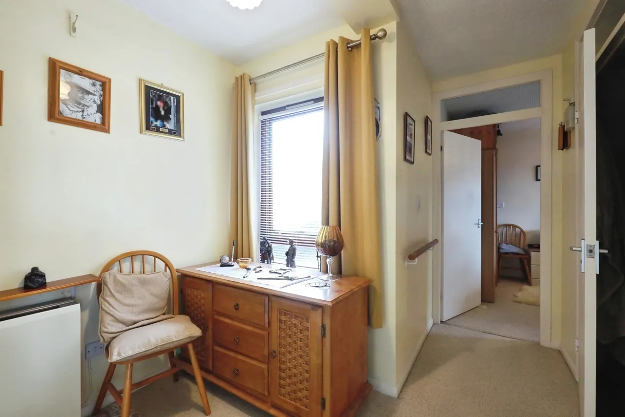 Hightown Road, Oxfordshire, OX16, photo 5