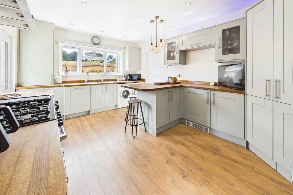Smallcombe Road, Radstock, Somerset, BA3, photo 3