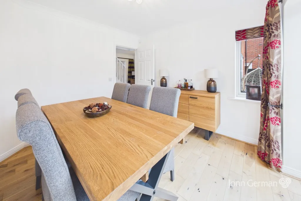 Demontfort Way, Uttoxeter, photo 11