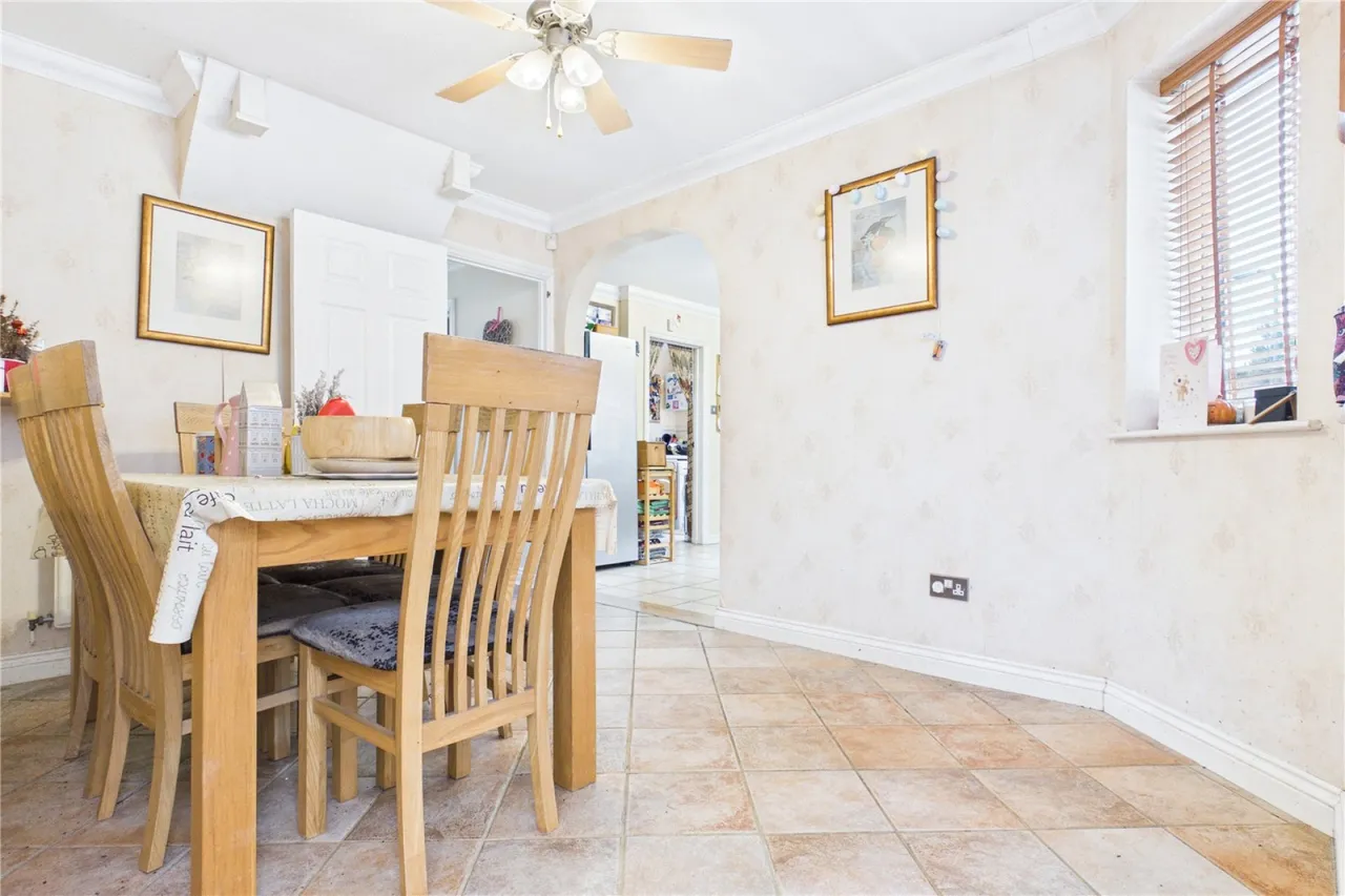 Mallard Way, Aldermaston, RG7, photo 5
