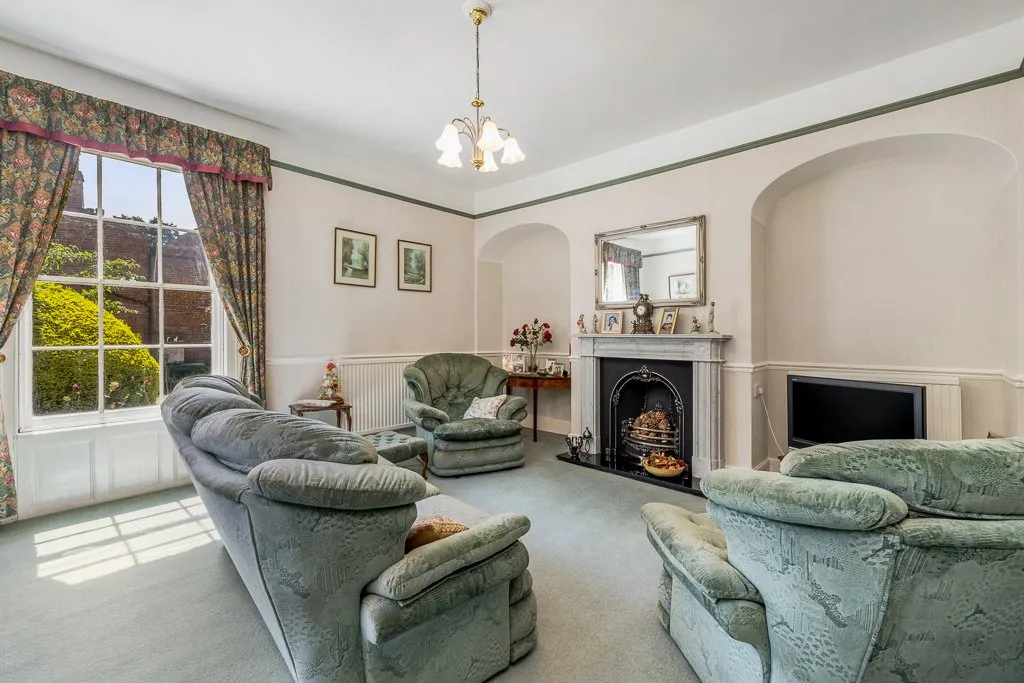 East Street, Alford, LN13, photo 6