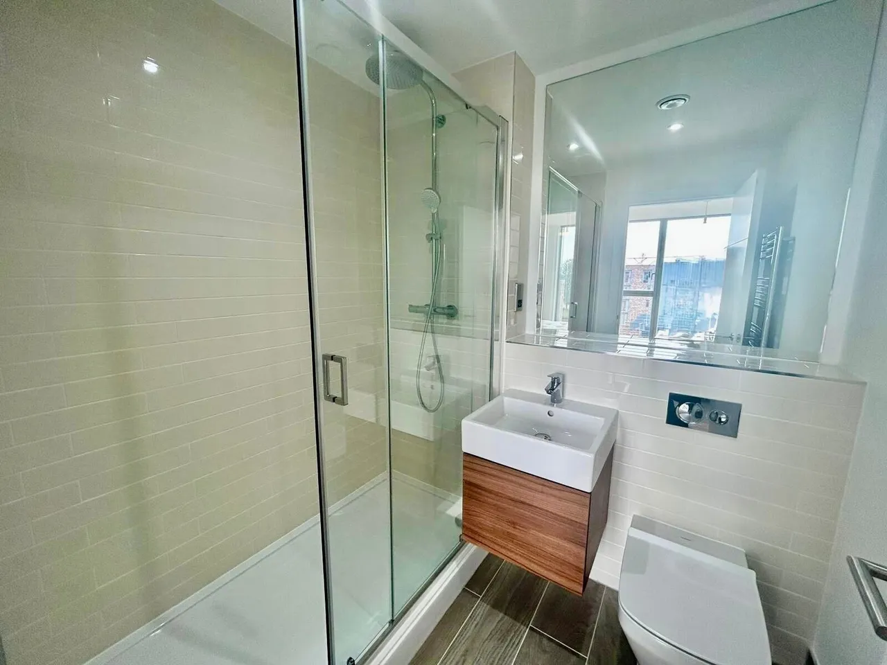 100 Meadow Lane, NG2 3JW, photo 9