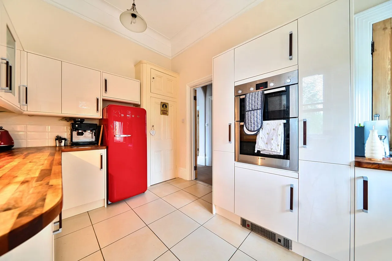 Oldfield Road, BR1, photo 17