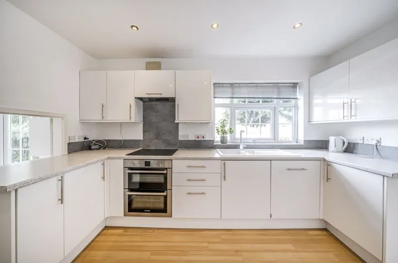 Warren Road, Purley CR8 1AA, photo 6