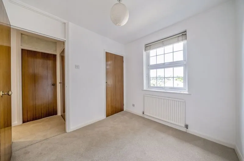 Warren Road, Purley CR8 1AA, photo 14