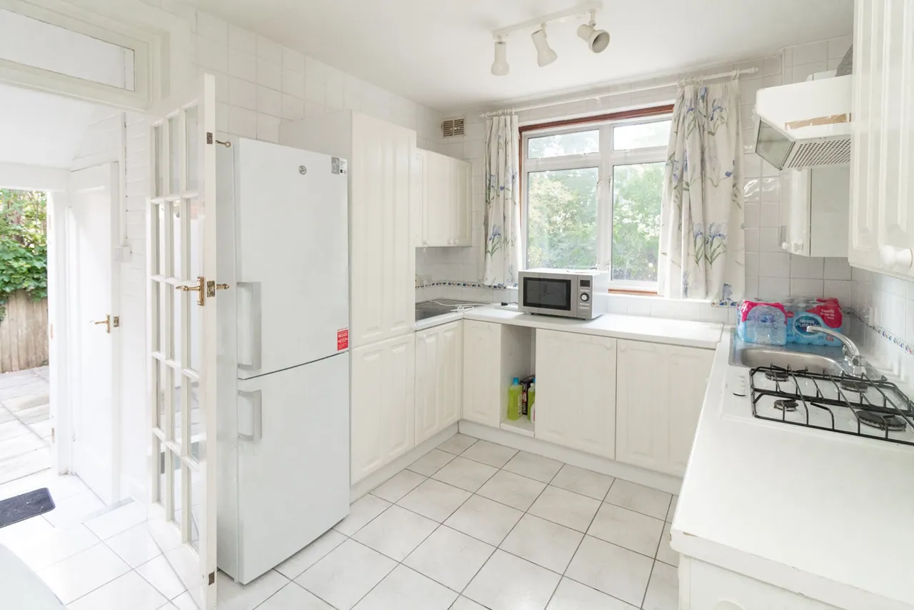 Hillersdon Avenue, Edgware, HA8, photo 5