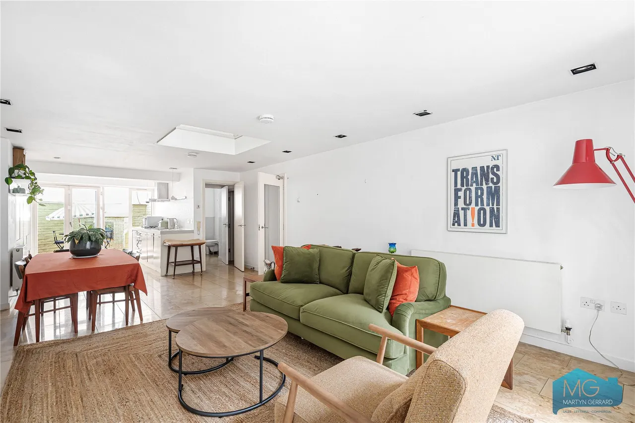Leighton Road, London, NW5, photo 13