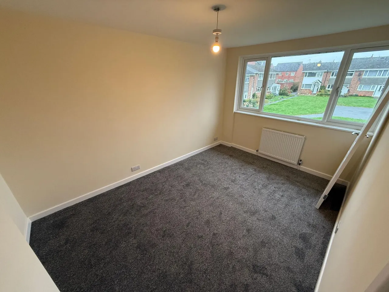 Oversetts Court, Newhall, DE11, photo 6