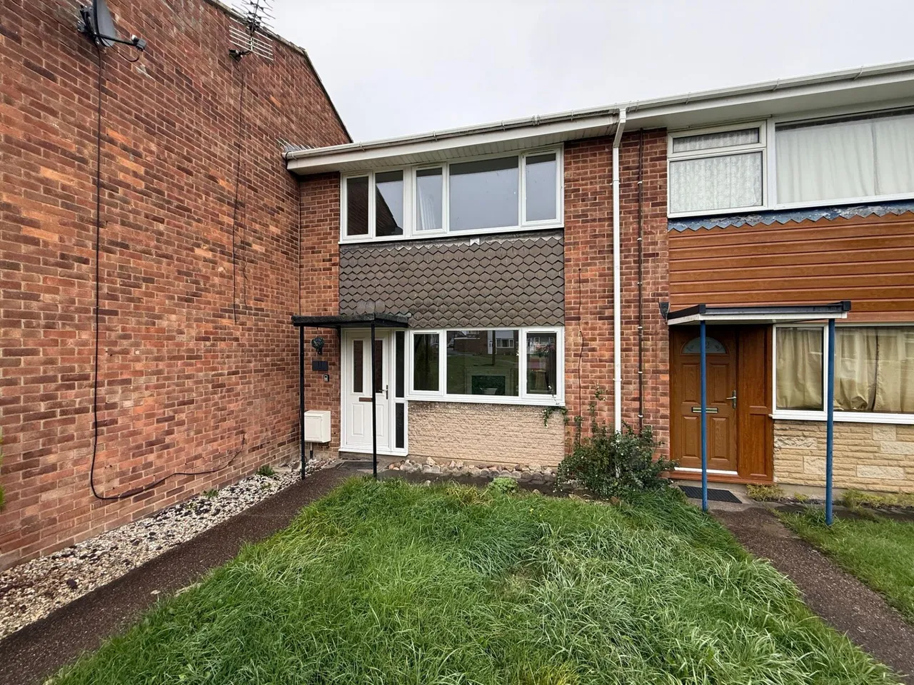 3 bed house to rent, Oversetts Court, Newhall, DE11