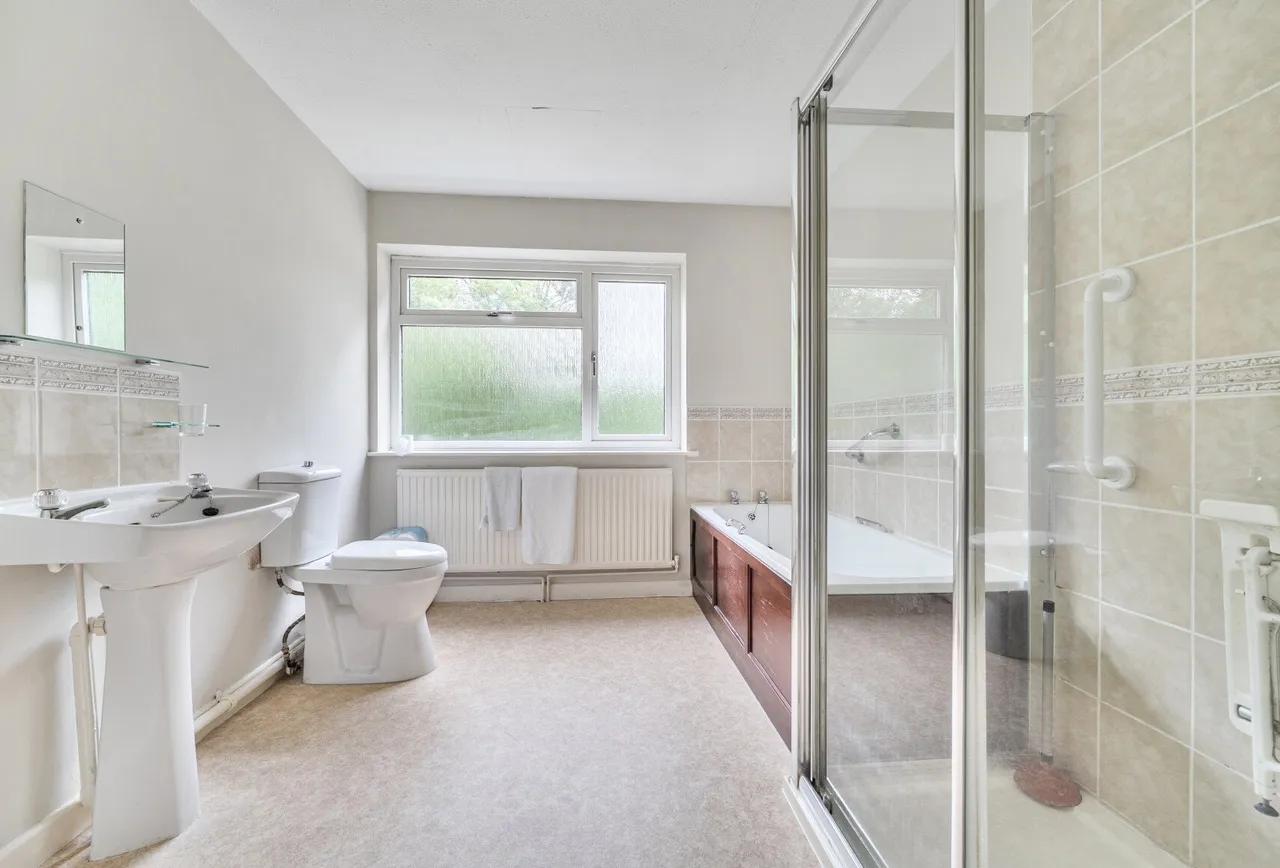 Cheltenham Road, Stroud, GL6 6LF, photo 11