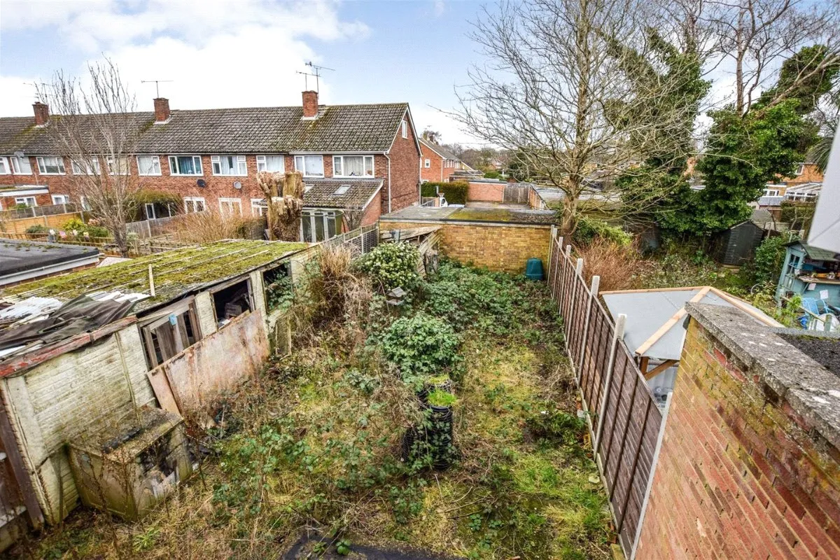 Ively Road, Farnborough, Hampshire, GU14 0JP, photo 4
