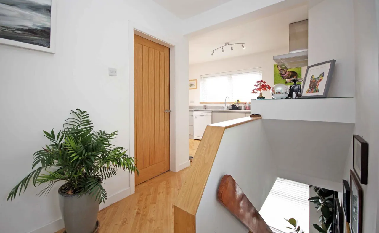 Garth Hill, Bangor, LL57, photo 15