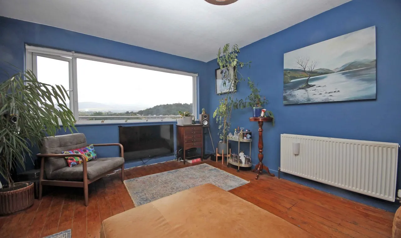 Garth Hill, Bangor, LL57, photo 17