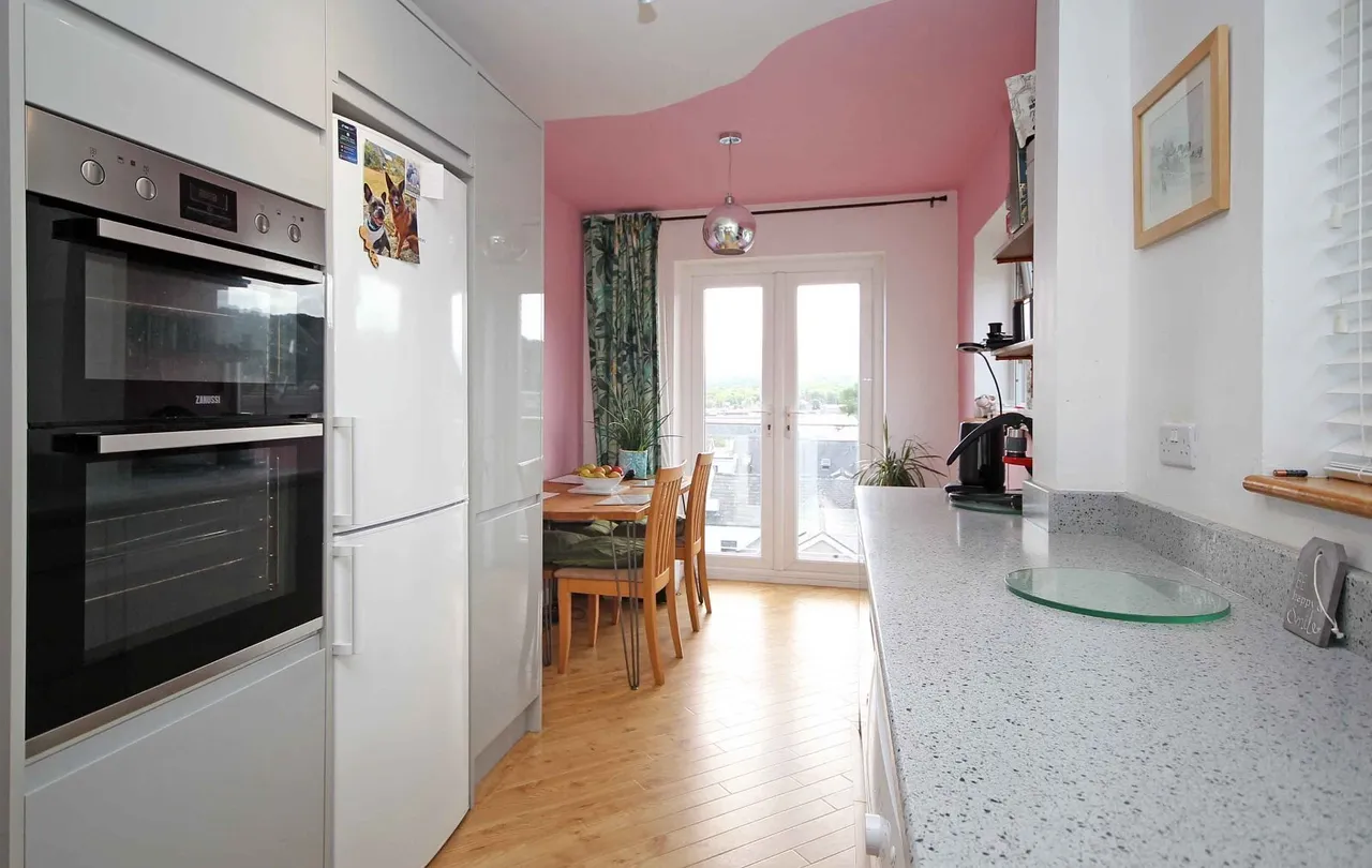 Garth Hill, Bangor, LL57, photo 13