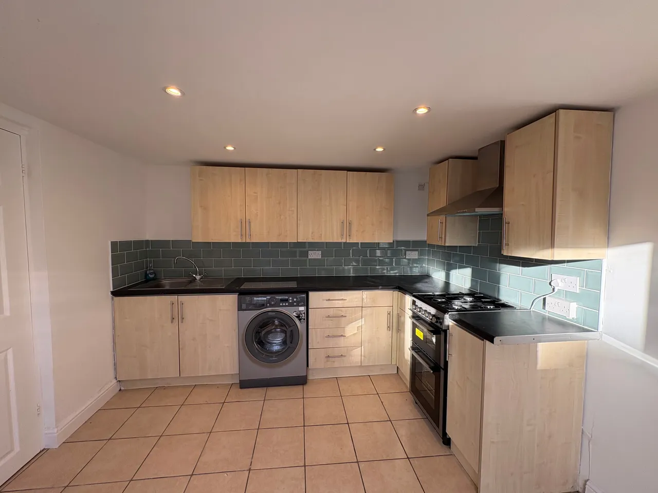Albert Avenue, Newport, NP19, photo 3