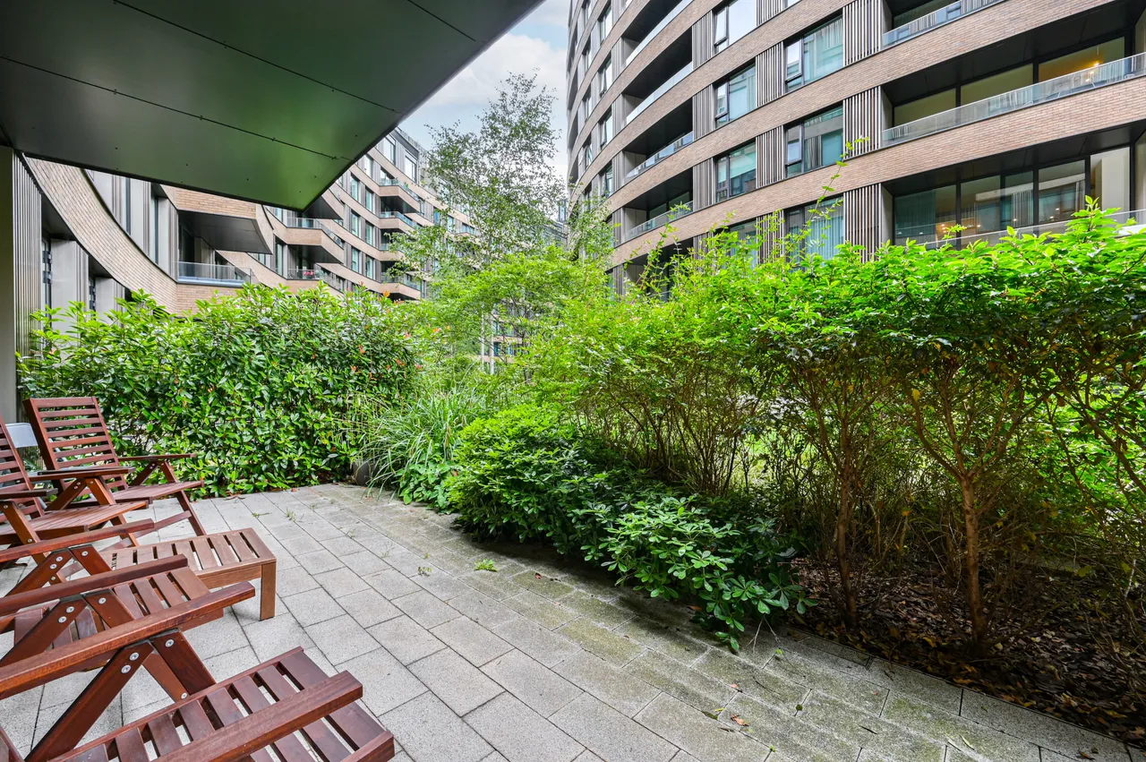 Apartment 3, 5 Wood Crescent, London, photo 8