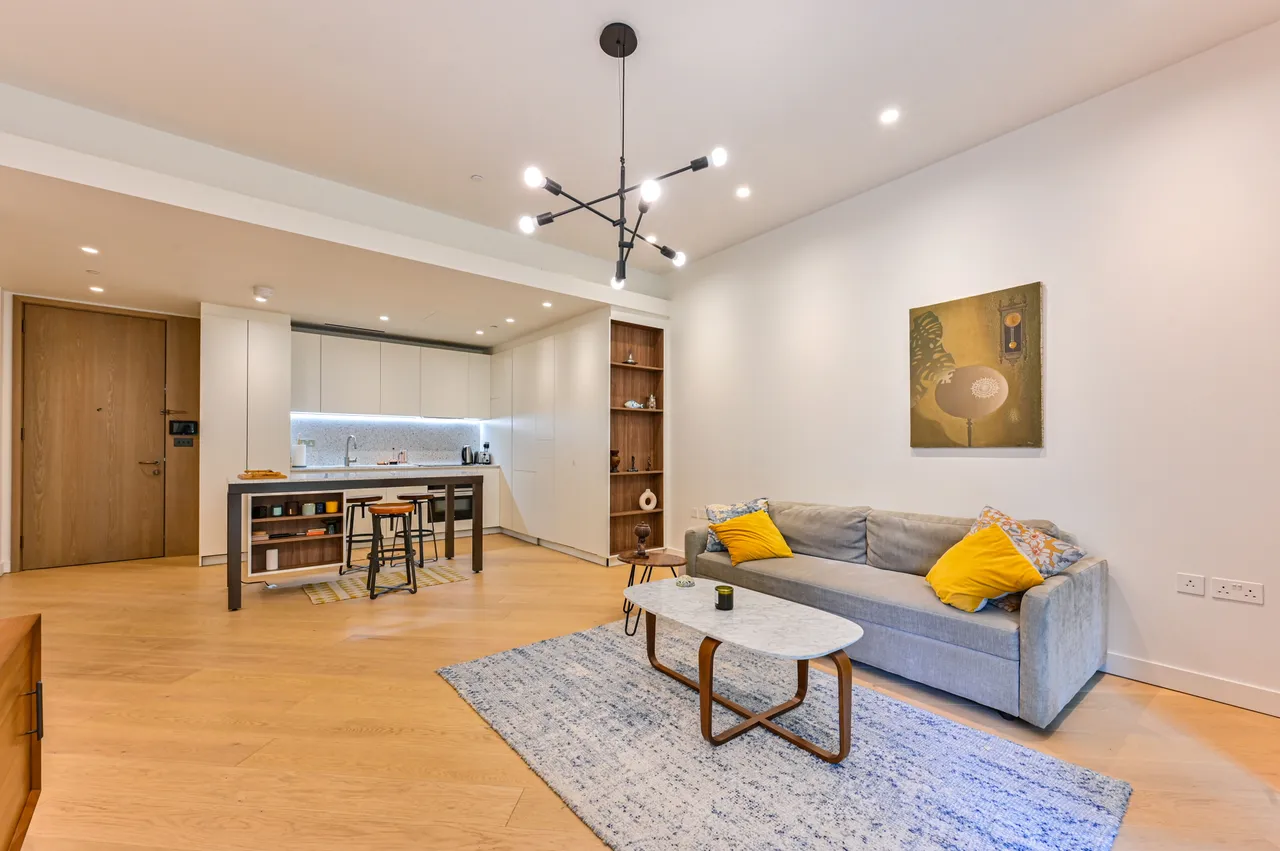 1 bed flat for sale — Apartment 3, 5 Wood Crescent, London