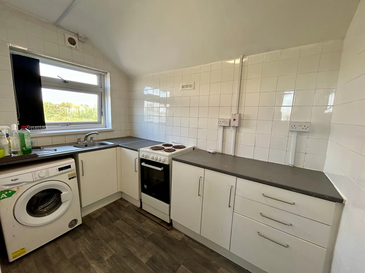 Silver Street, LE67, photo 3