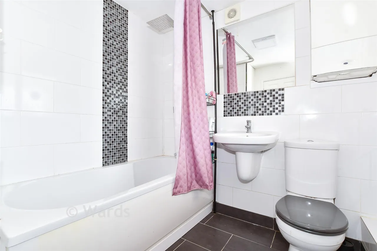 Portland Place, Snodland, ME6, photo 10