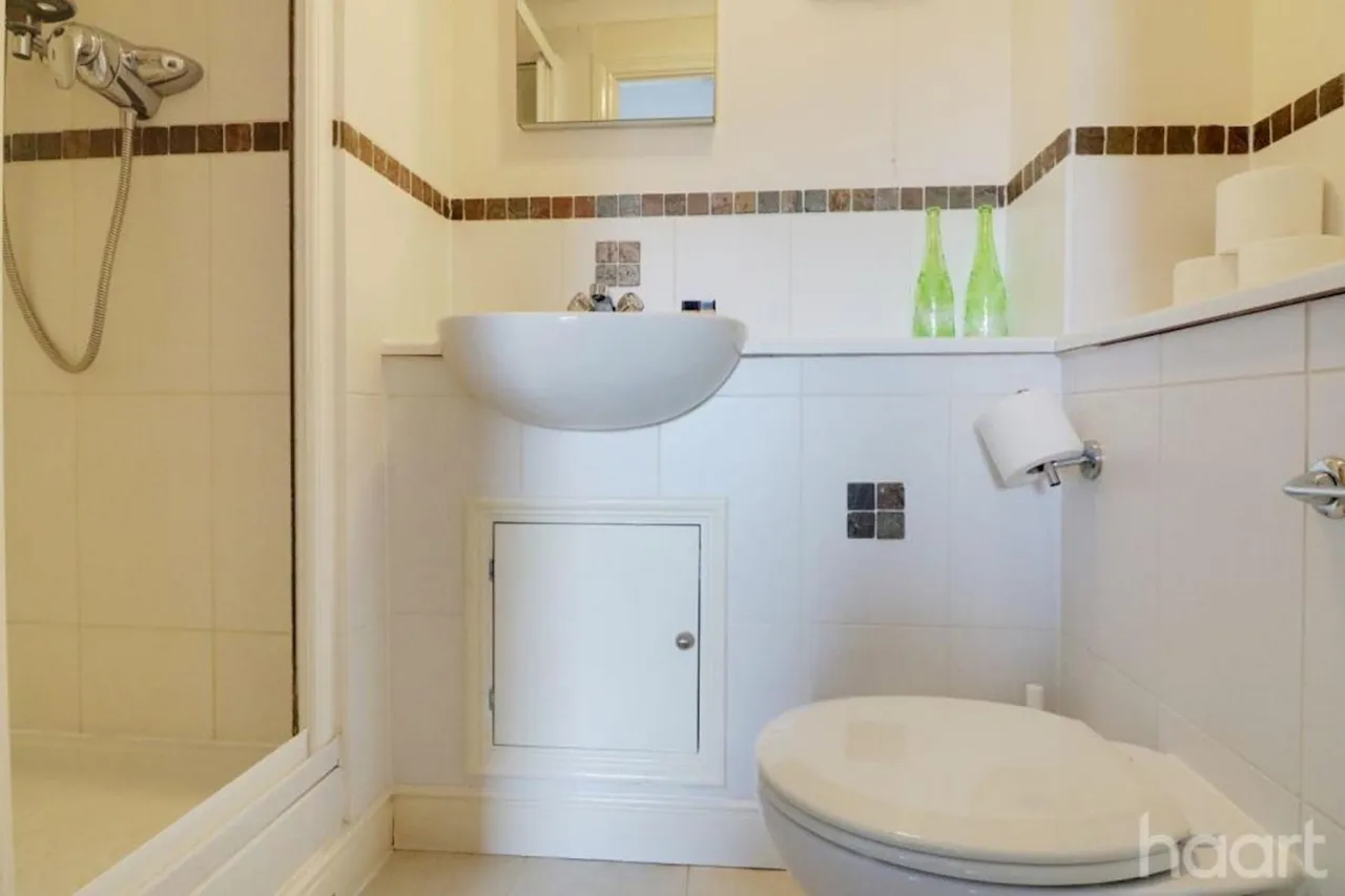 Kelvin Gate, RG12, photo 6