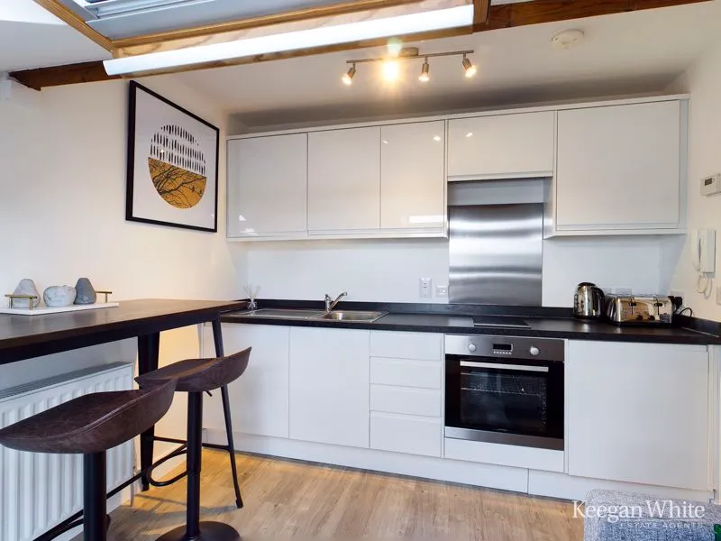 1 bed flat to rent — Highway Court, Beaconsfield HP9 1QB
