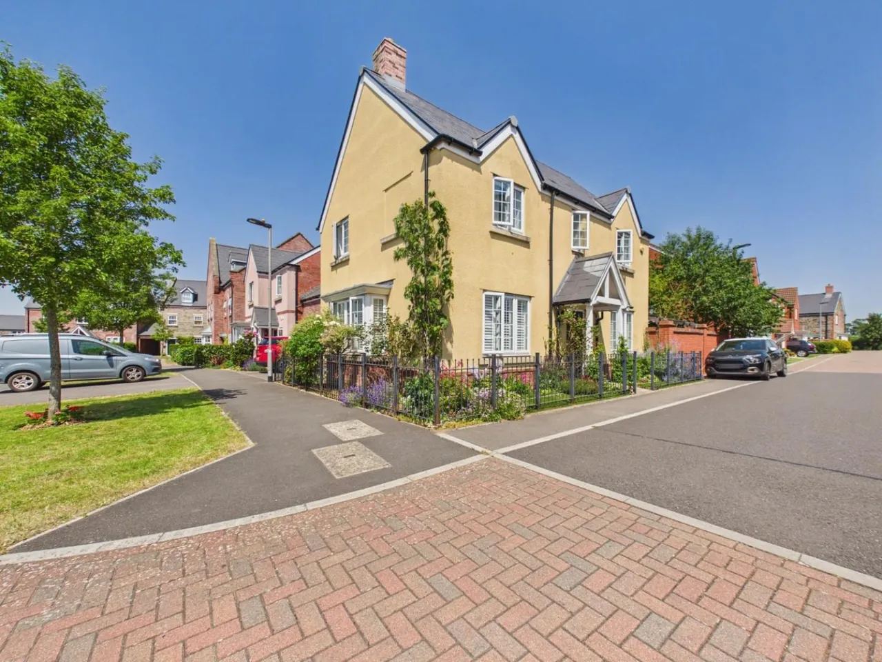 Badger Road, Thornbury, BS35, photo 32