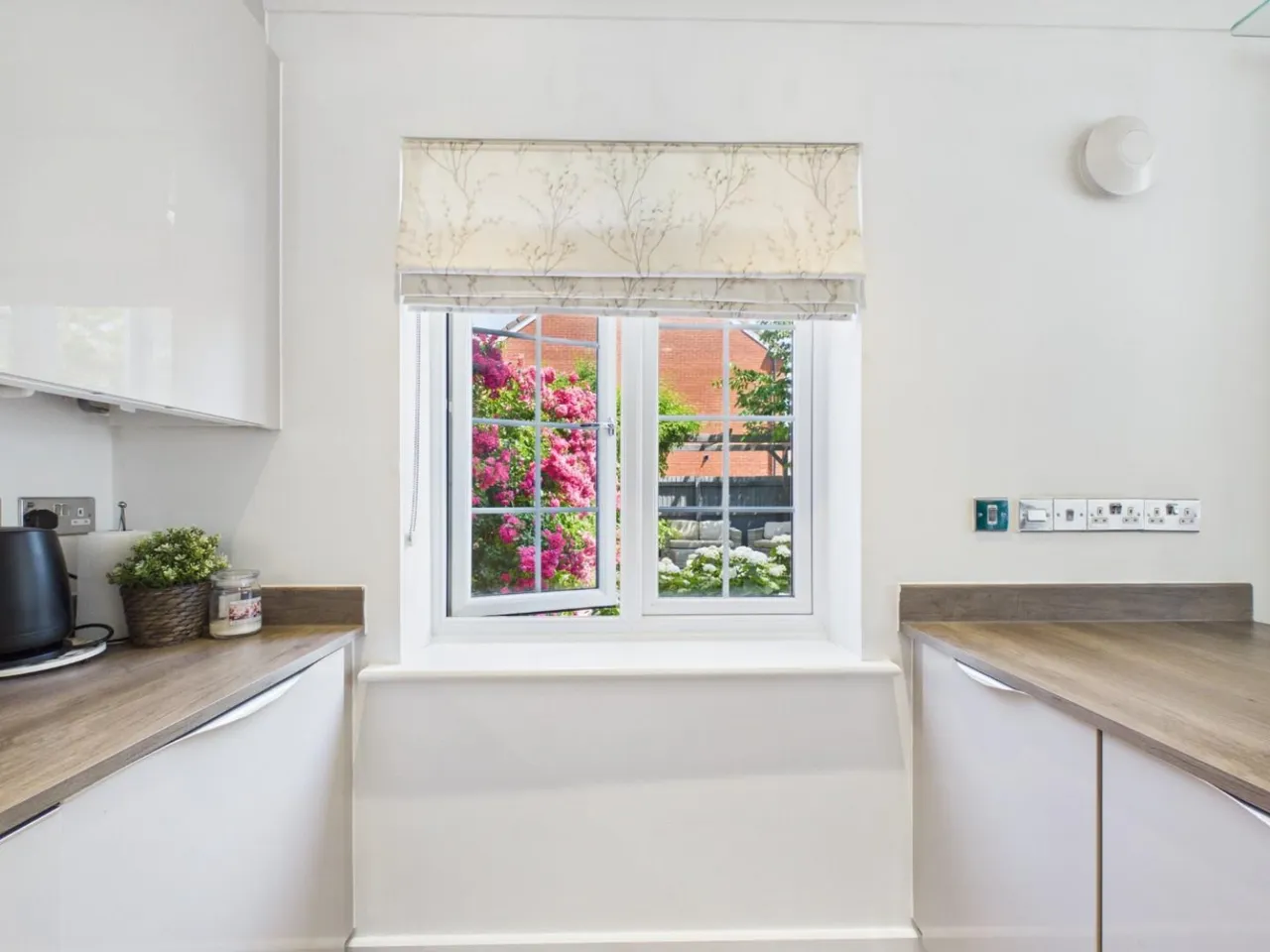 Badger Road, Thornbury, BS35, photo 5