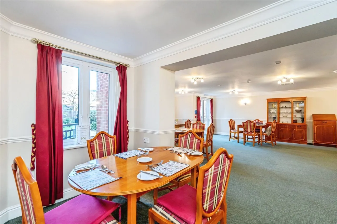 Stockbridge Road, Chichester, PO19, photo 11