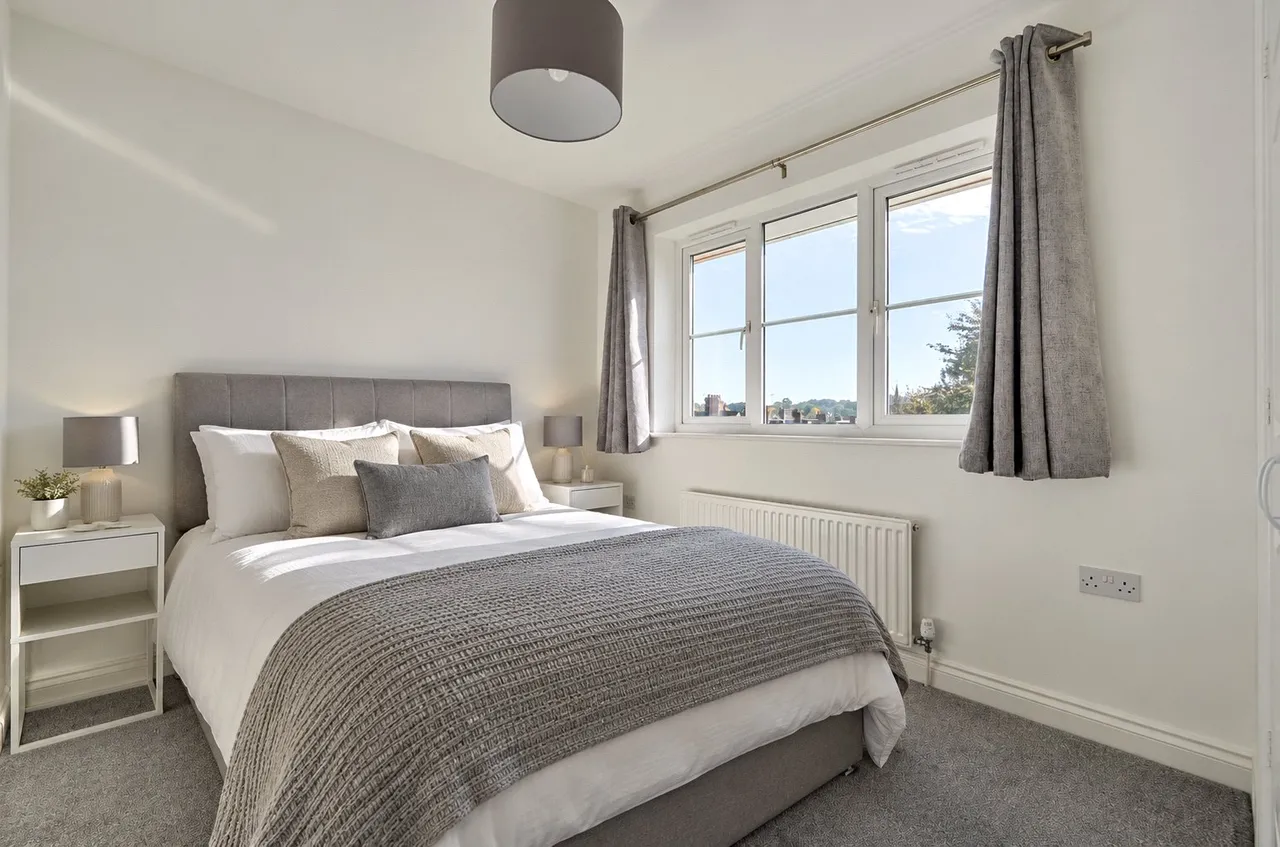 Queens Road, Alton, GU34, photo 8