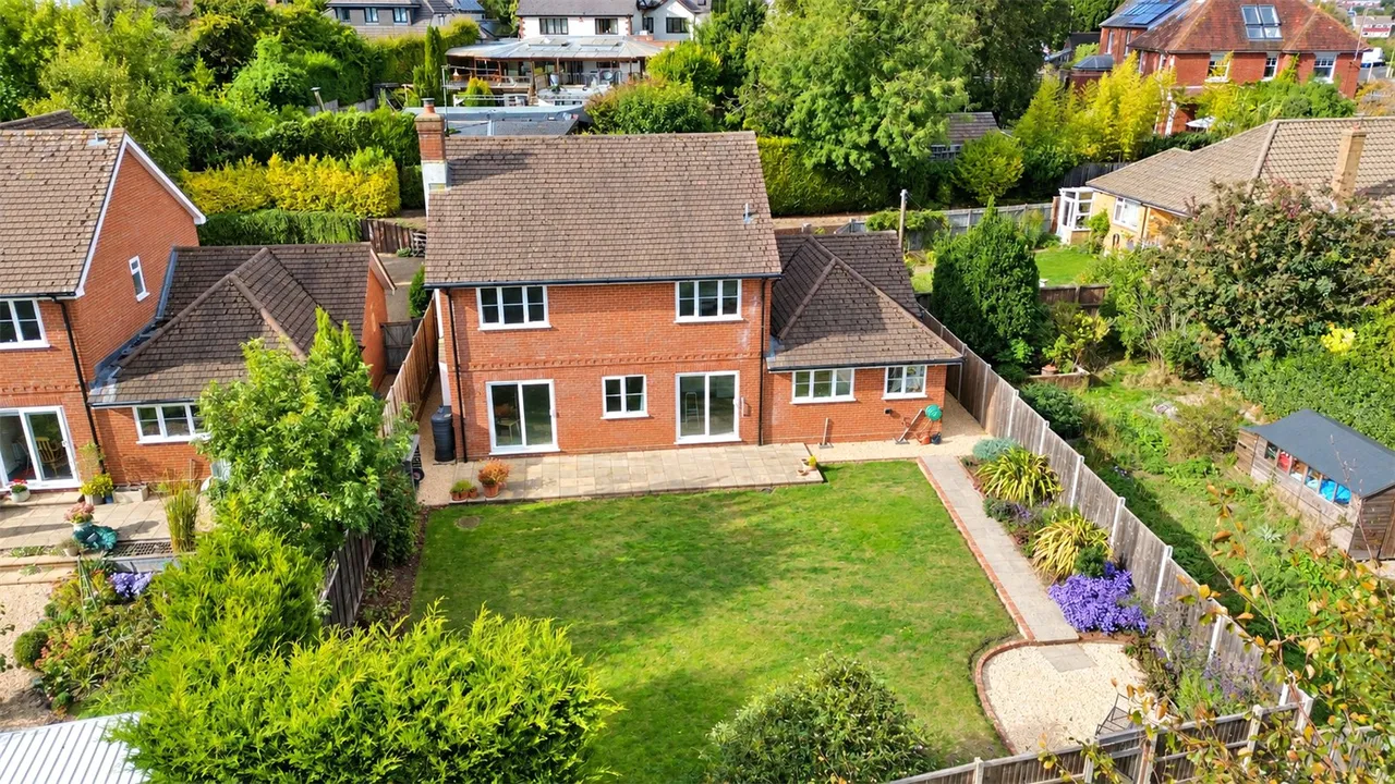 Queens Road, Alton, GU34, photo 16