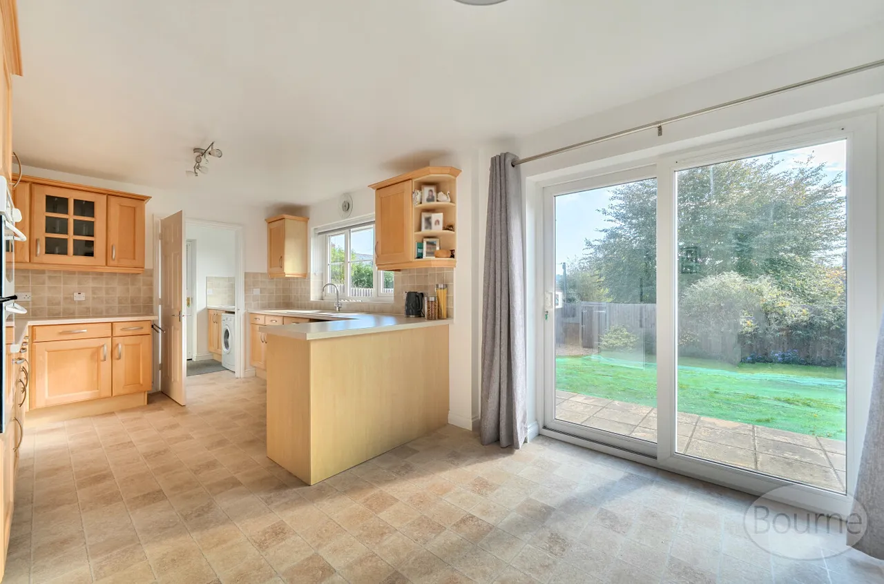 Queens Road, Alton, GU34, photo 3