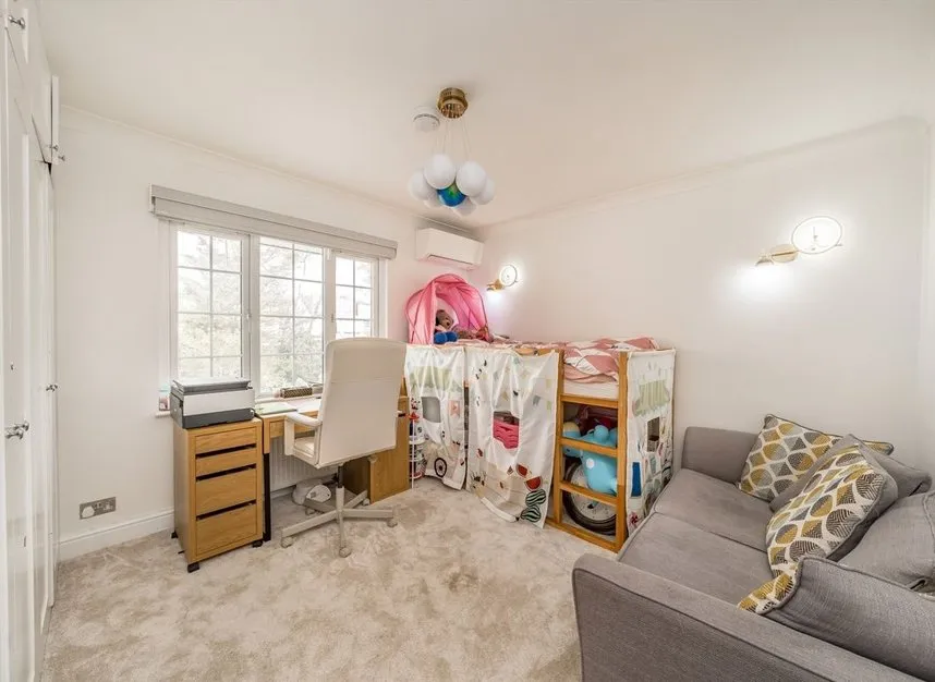 The Vale, Golders Green, NW11, photo 7