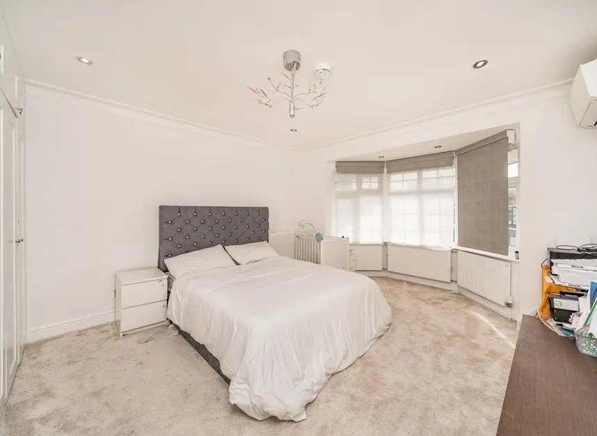 The Vale, Golders Green, NW11, photo 5