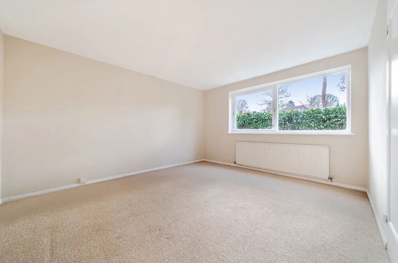 Court Gardens, Camberley, Surrey, GU15 2JH, photo 9