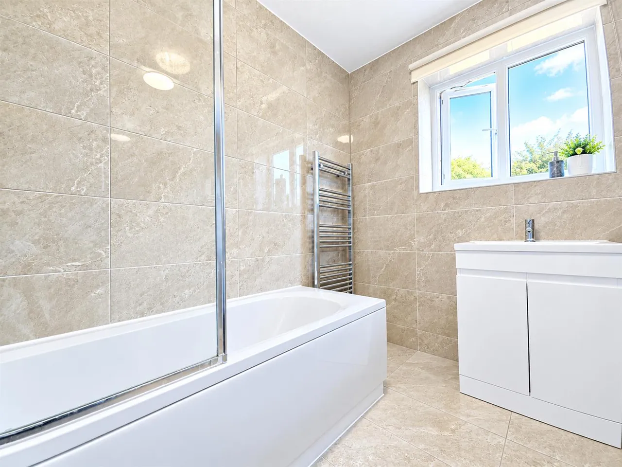 South Lodge Drive, Southgate, N14, photo 10