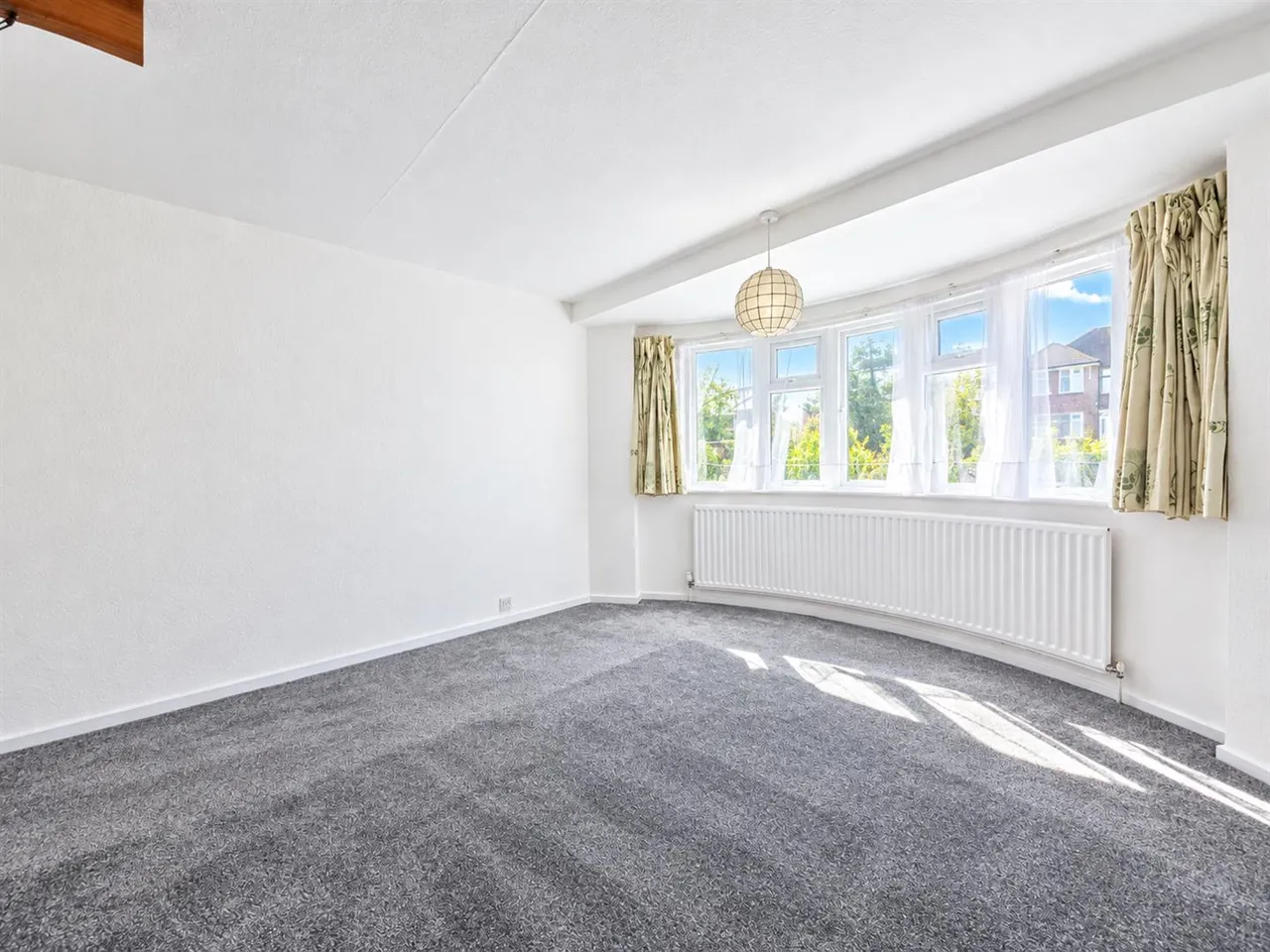 South Lodge Drive, Southgate, N14, photo 11