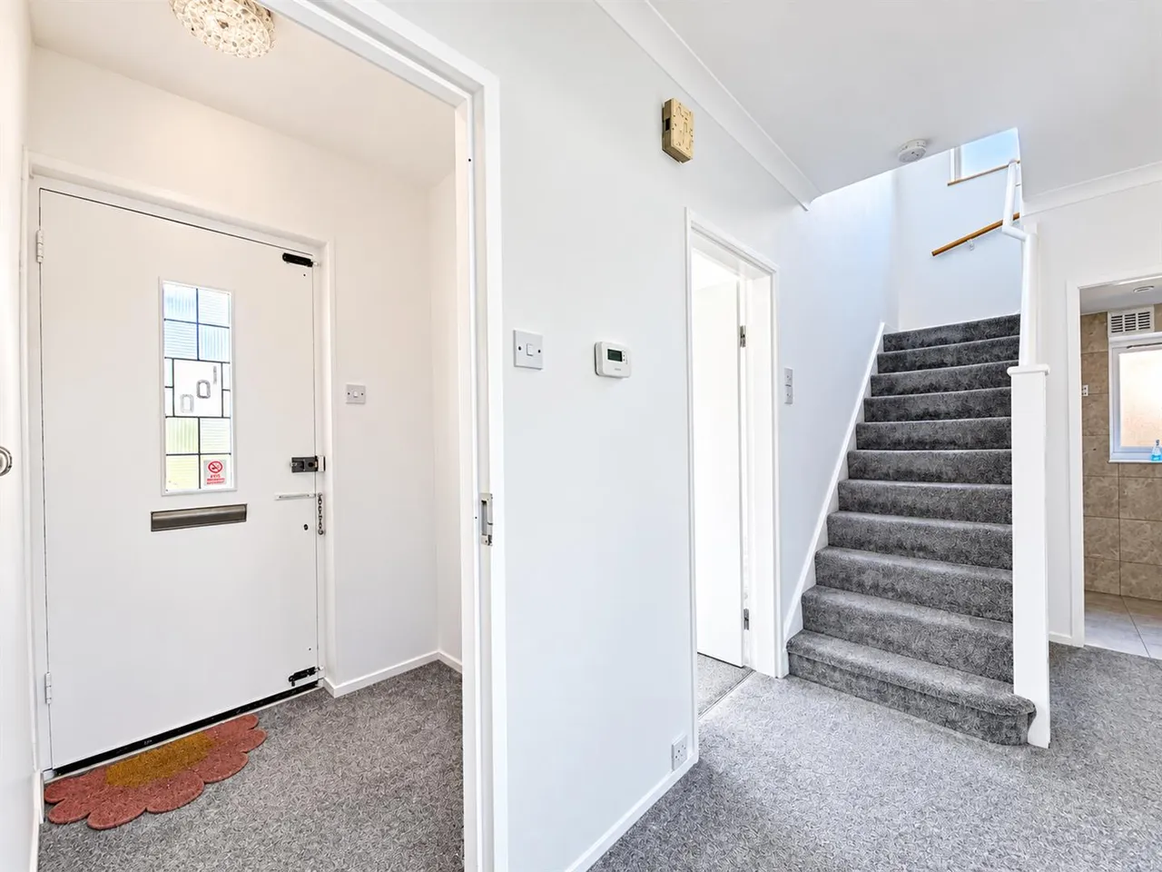 South Lodge Drive, Southgate, N14, photo 4