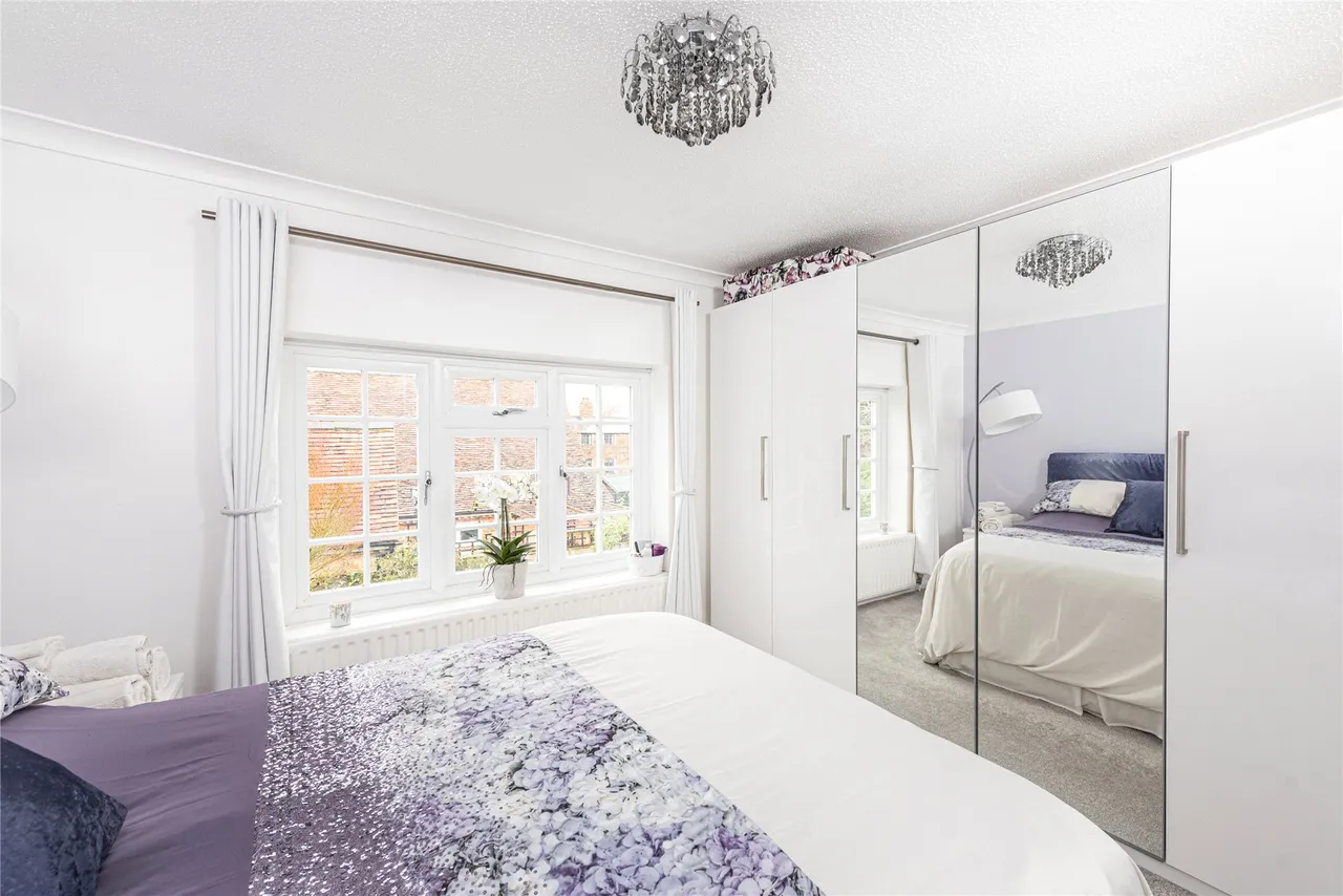 London Road, Broughton, MK10, photo 13